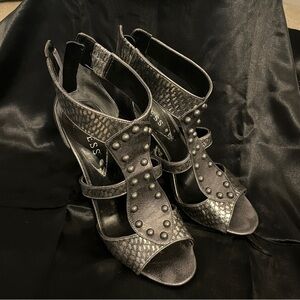 Guess Silver leather sandals w studded heel, 7.5, brand new